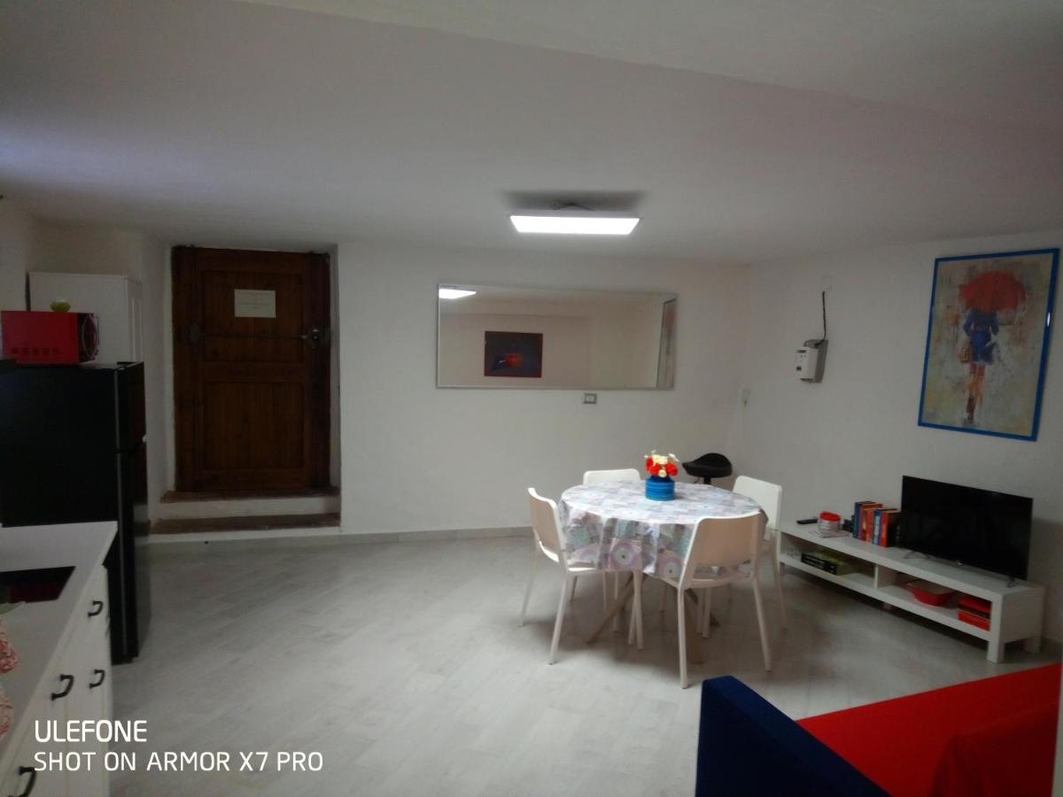 Ombrellorosso Apartman Cagliari Kültér fotó